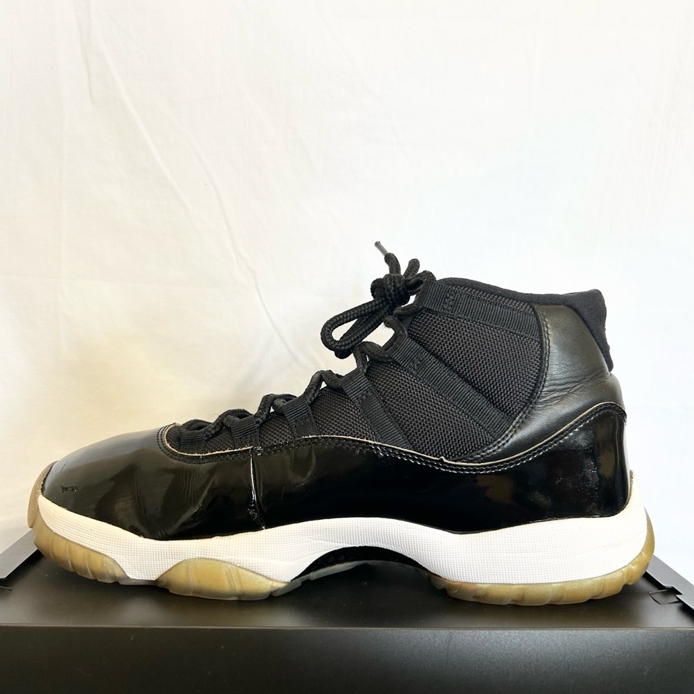 Air Jordan 11 Retro Space Jam Size 11 378037-003 2016 PRE-OWNED - Picture 4 of 9